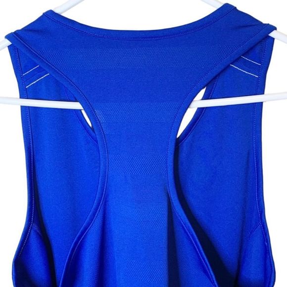 Adidas Tank Top NWOT Workout Royal Blue Loose Fit Racerback Aeroready Medium - Picture 6 of 7
